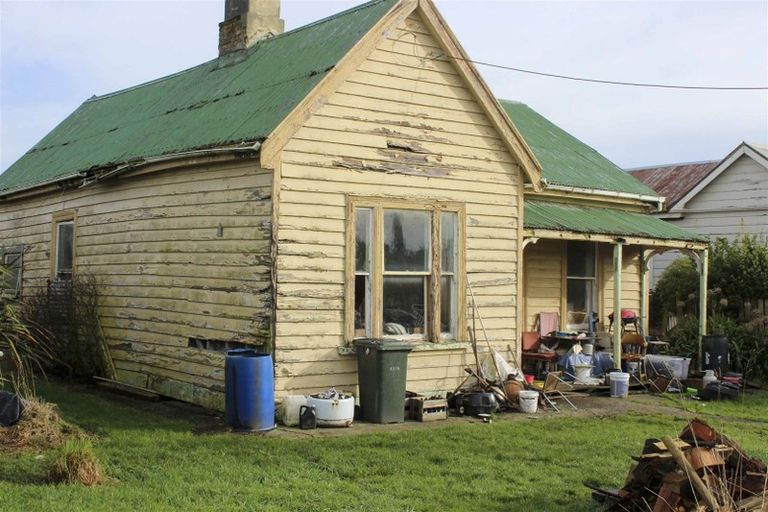 Photo of property in 43 Stafford Street, Orepuki, Riverton, 9881