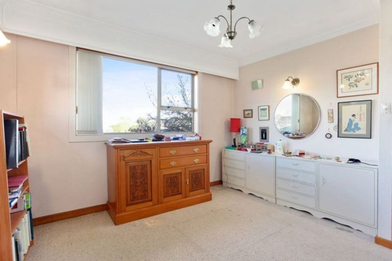 Photo of property in 32 Harrowdale Drive, Avonhead, Christchurch, 8042