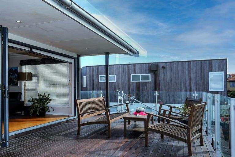 Photo of property in 393 Oceanbeach Road, Mount Maunganui, 3116