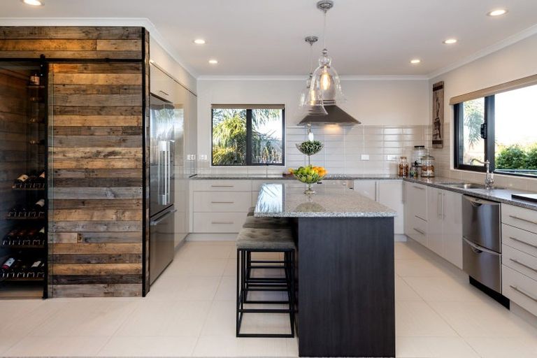 Photo of property in 103 Pine Harbour Parade, Beachlands, Auckland, 2018