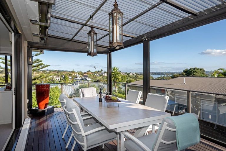 Photo of property in 103 Pine Harbour Parade, Beachlands, Auckland, 2018