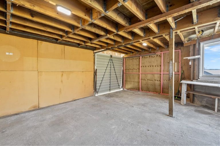 Photo of property in 19 Sherwood Road, Onerahi, Whangarei, 0110