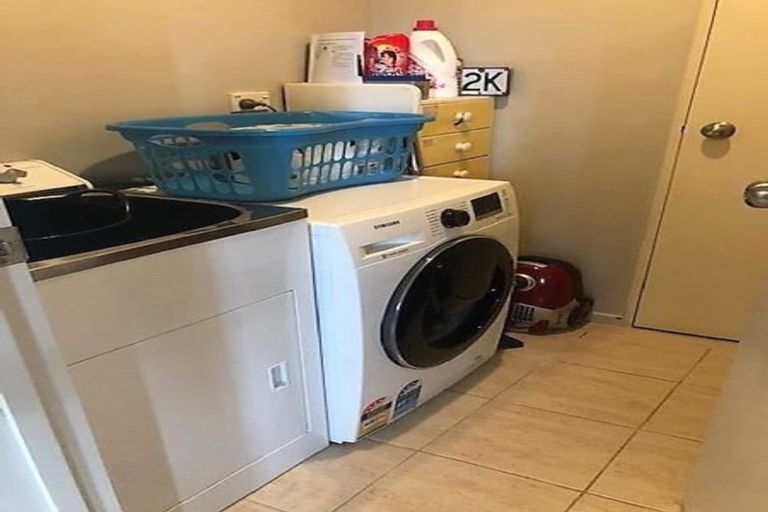 Photo of property in 11 Brittany Drive, Henderson, Auckland, 0612