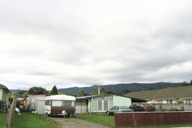 Photo of property in 34 Ebdentown Street, Ebdentown, Upper Hutt, 5018