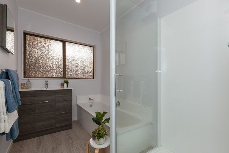 Photo of property in 57 Belvedere Avenue, Waikanae, 5036