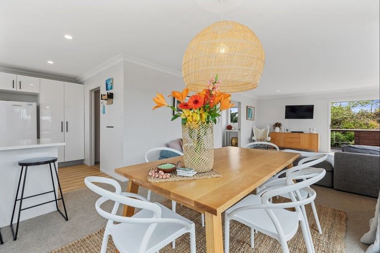 Photo of property in 38 Plateau Heights, Mount Maunganui, 3116