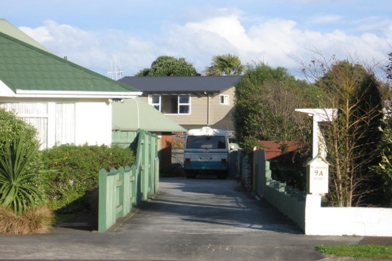 Photo of property in 9a Eton Place, Terrace End, Palmerston North, 4410