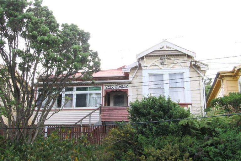 Photo of property in 24 Emerson Street, Berhampore, Wellington, 6023