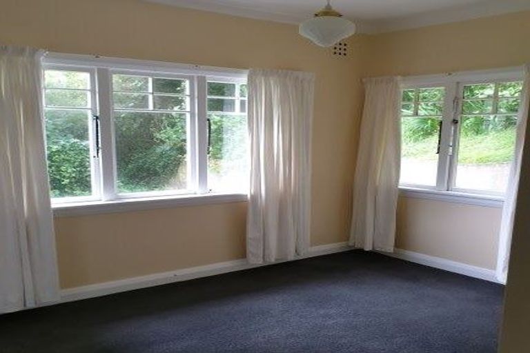 Photo of property in 1/51 Barnard Street, Wadestown, Wellington, 6012