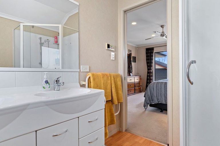 Photo of property in 1a Weka Street, Matua, Tauranga, 3110