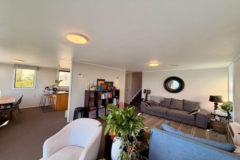 Photo of property in 77 View Road, Houghton Bay, Wellington, 6023