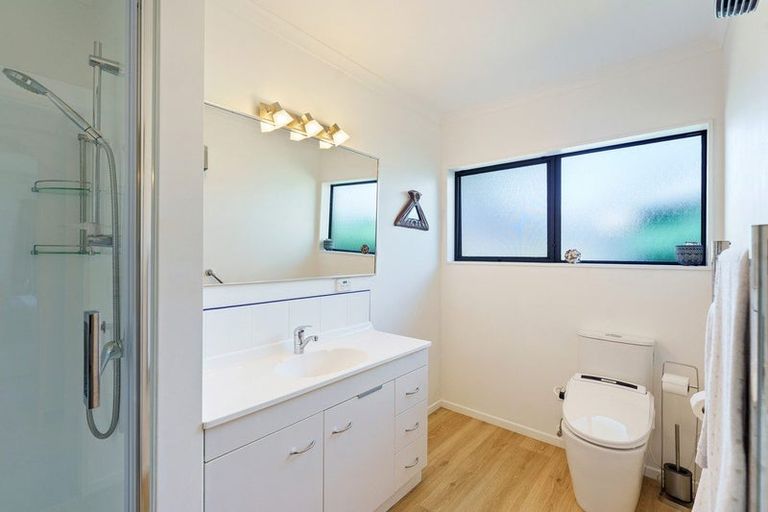 Photo of property in 29 Rifleman Lane, Paraparaumu Beach, Paraparaumu, 5032