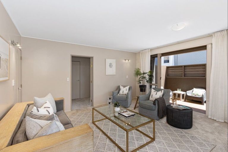 Photo of property in 82 Charles Street, Westshore, Napier, 4110