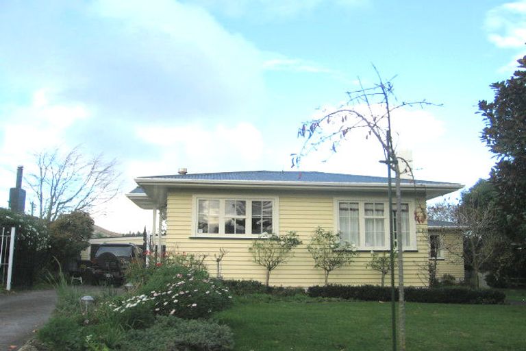 Photo of property in 6 Eaton Crescent, Otamatea, Whanganui, 4500