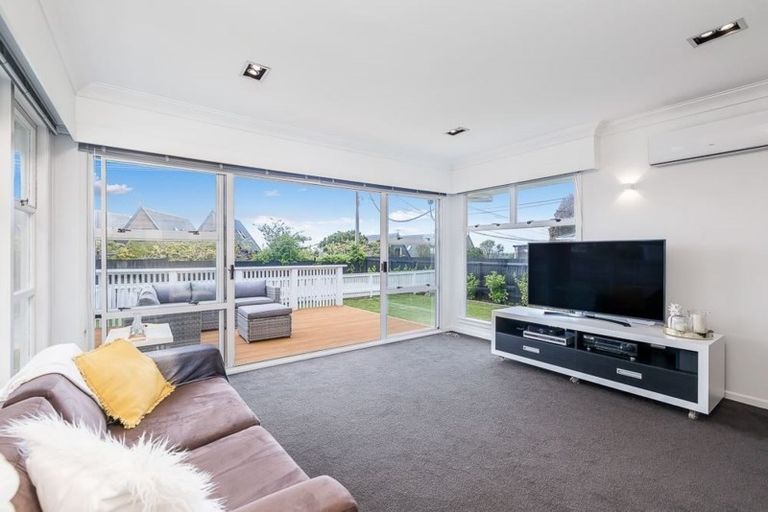 Photo of property in 1/25 Waipa Street, Birkenhead, Auckland, 0626