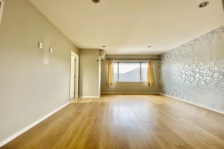 Photo of property in 65 Kerrykeel Drive, Flat Bush, Auckland, 2019