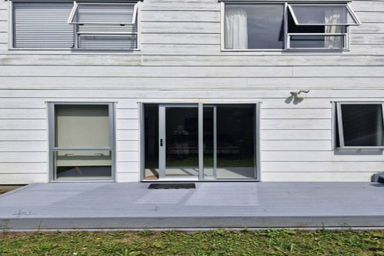 Photo of property in 1/25 Mahara Avenue, Birkenhead, Auckland, 0626