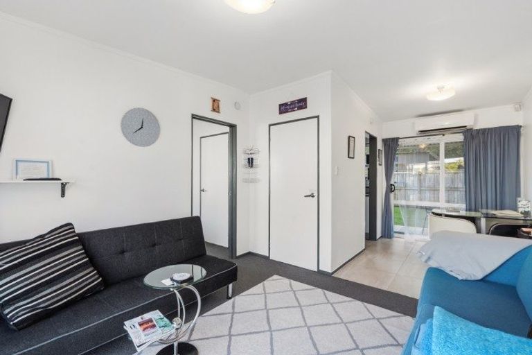 Photo of property in 19/100 River Road, Hamilton East, Hamilton, 3216