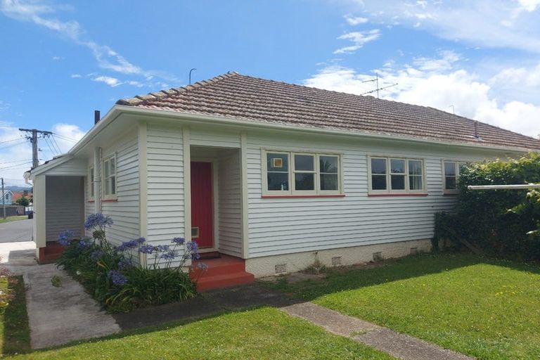 Photo of property in 5-6 Brown Grove, Fairfield, Lower Hutt, 5011