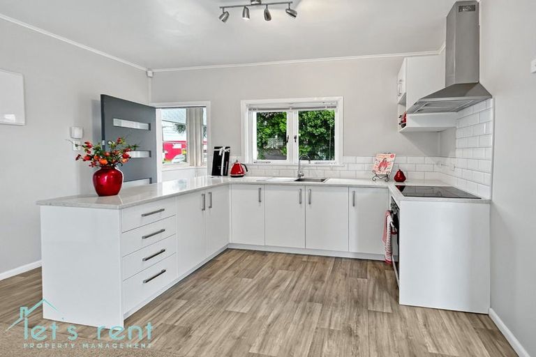 Photo of property in 86a Gloucester Road, Manurewa, Auckland, 2102
