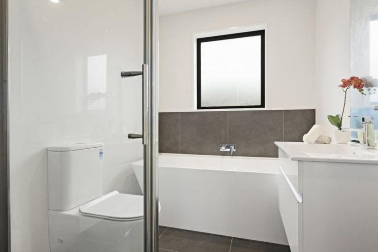 Photo of property in 46a Epsom Road, Sockburn, Christchurch, 8042