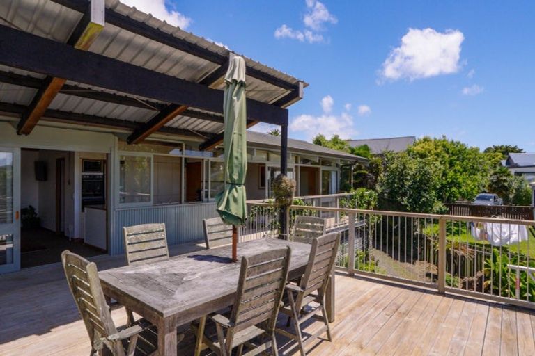 Photo of property in 12 Park Drive, Raglan, 3225