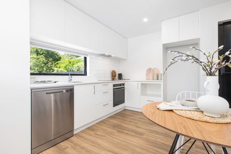 Photo of property in 2/39 Waltham Road, Sydenham, Christchurch, 8023