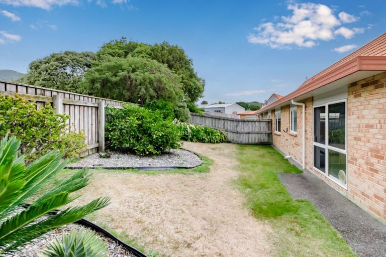 Photo of property in Brookvale Village, 13/17 Redwood Close, Paraparaumu, 5032