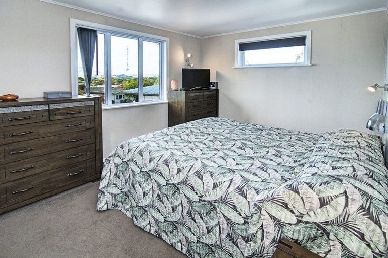 Photo of property in 11 Puriri Crescent, Lansdowne, Masterton, 5810