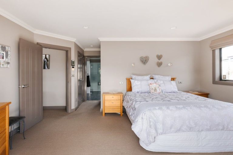 Photo of property in 582 Gloucester Road, Papamoa Beach, Papamoa, 3118