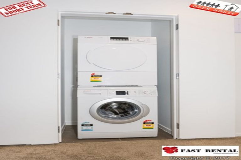 Photo of property in Apollo Apartments, 201/46 Rosedale Road, Rosedale, Auckland, 0632