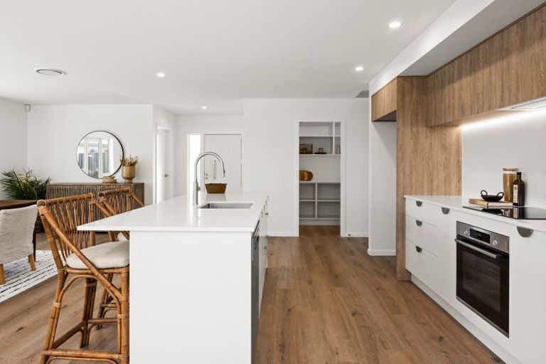 Photo of property in 15 Wai Whatu Street, Meeanee, Napier, 4110