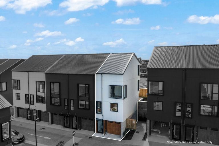 Photo of property in 31 Ara Mara Hua, Henderson, Auckland, 0612