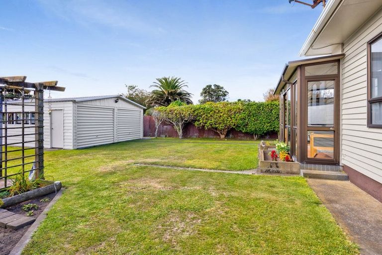 Photo of property in 80 Puriri Street, Hawera, 4610