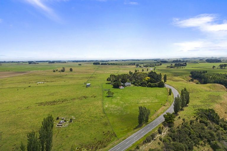 Photo of property in 2398 Cheltenham Hunterville Road, Beaconsfield, Feilding, 4779