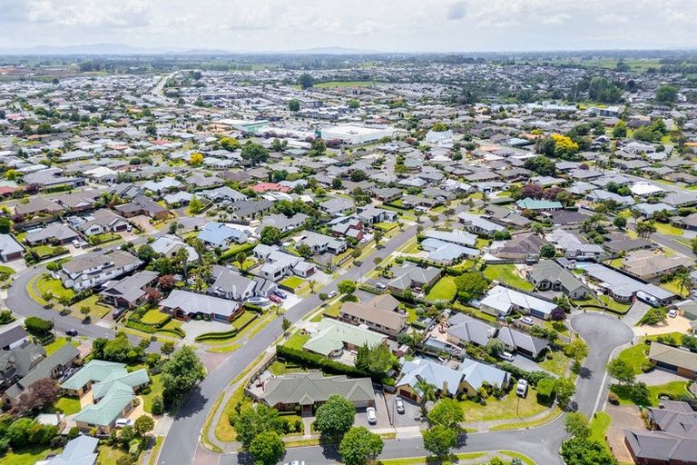 Photo of property in 49 Cairns Crescent, Rototuna, Hamilton, 3210