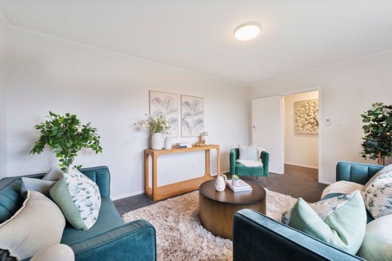 Photo of property in 50 Barrys Road, Glendene, Auckland, 0602