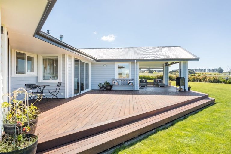 Photo of property in 467 Lees Road, Feilding, 4775