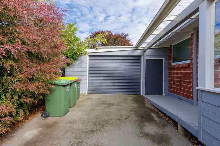 Photo of property in 15 Oxford Street, Waimate, 7924