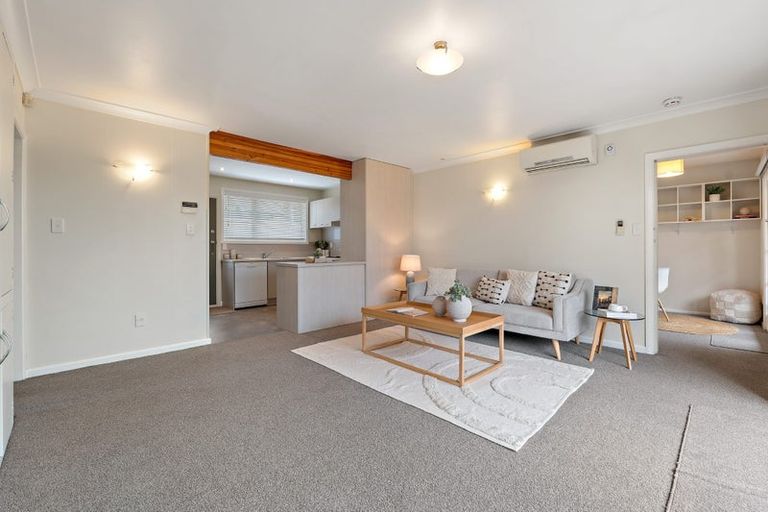 Photo of property in 1/25 Beckford Road, Saint Martins, Christchurch, 8022
