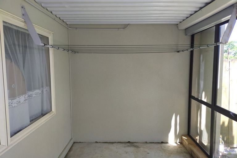 Photo of property in 31 Pooks Road, Ranui, Auckland, 0612