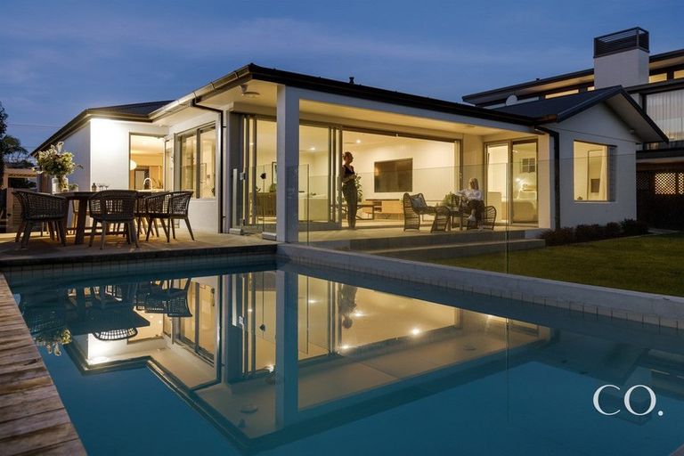 Photo of property in 194 Oceanbeach Road, Mount Maunganui, 3116