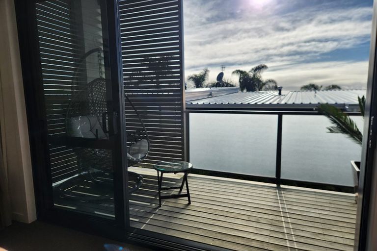 Photo of property in 10/50 Ocean View Road, Northcote, Auckland, 0627