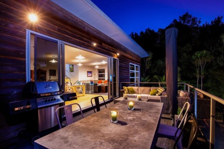 Photo of property in 186d Heta Road, Highlands Park, New Plymouth, 4312