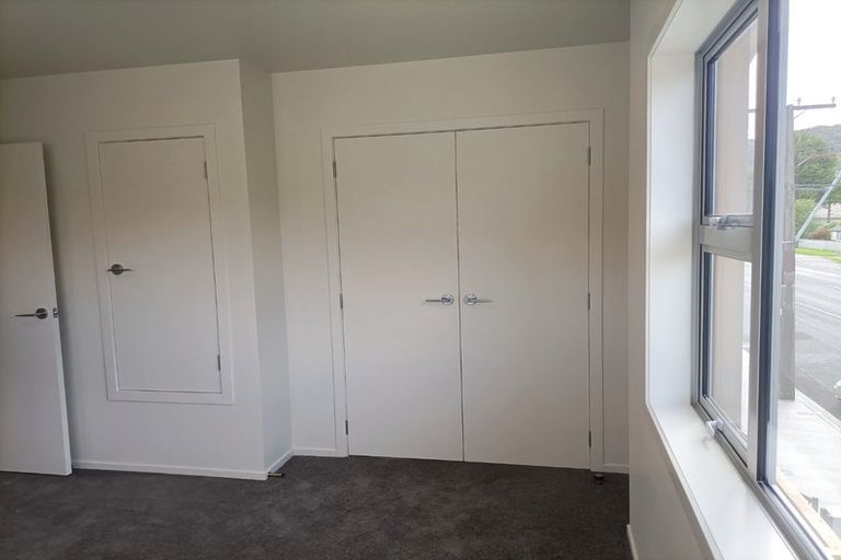 Photo of property in 1119a High Street, Taita, Lower Hutt, 5011