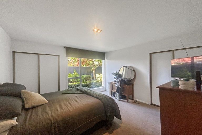 Photo of property in 2/195b Wairakei Road, Bryndwr, Christchurch, 8053