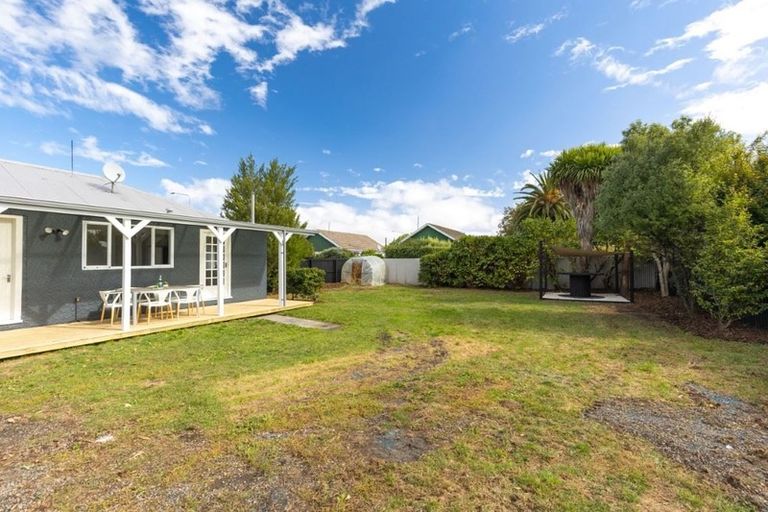 Photo of property in 2/117 Foremans Road, Islington, Christchurch, 8042