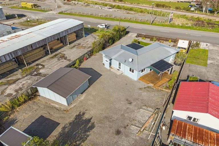 Photo of property in 62 Russell Street, Marton, 4710