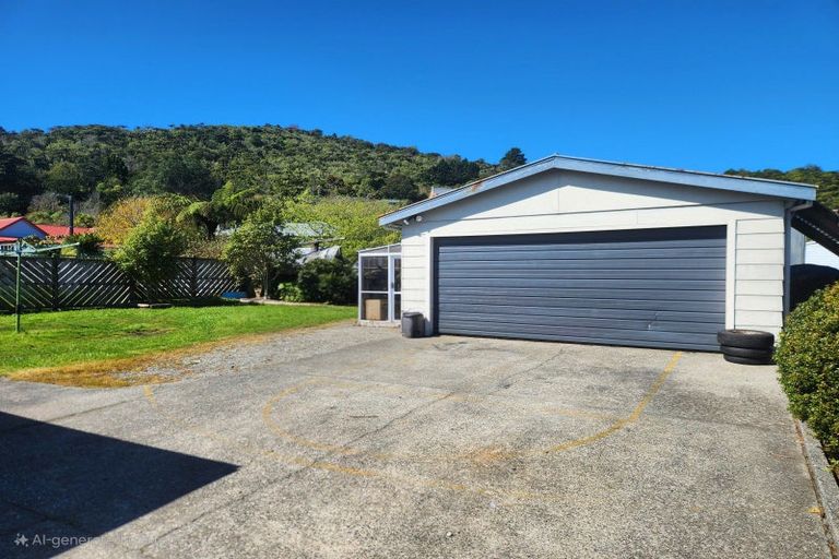 Photo of property in 37 Shakespeare Street, Greymouth, 7805