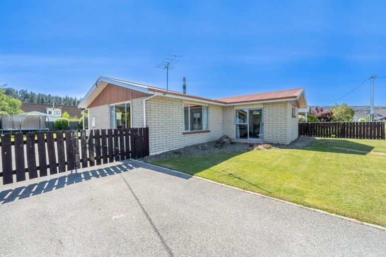 Photo of property in 85 Dunstan Road, Alexandra, 9320